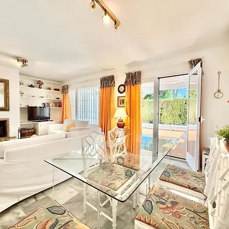 El Capricho Townhouse With Swimming Pool - Eaw Homes * מארבלה