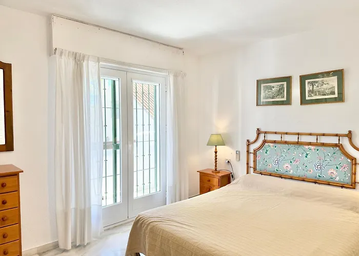 El Capricho Townhouse With Swimming Pool - Eaw Homes Marbella