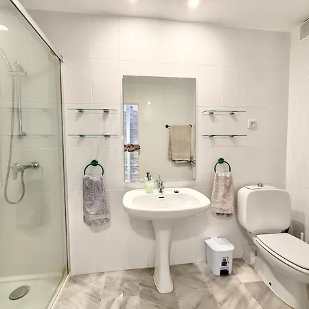 El Capricho Townhouse With Swimming Pool - Eaw Homes * 马尔韦利亚