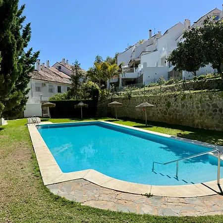 Dom wakacyjny El Capricho Townhouse With Swimming Pool - Eaw Homes Marbella